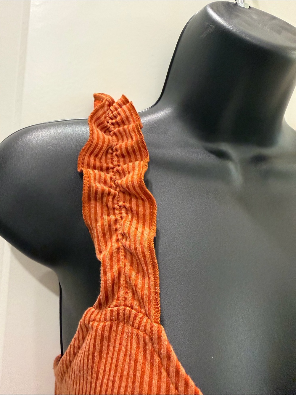 Lily White Rust Ribbed Ruffle Strap Midi Dress XL Boho - Picture 3 of 6